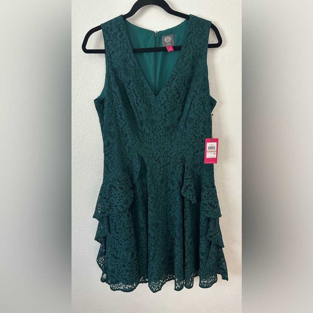 NWT Vince Camino Lace Sleevless Party Dress Size 12